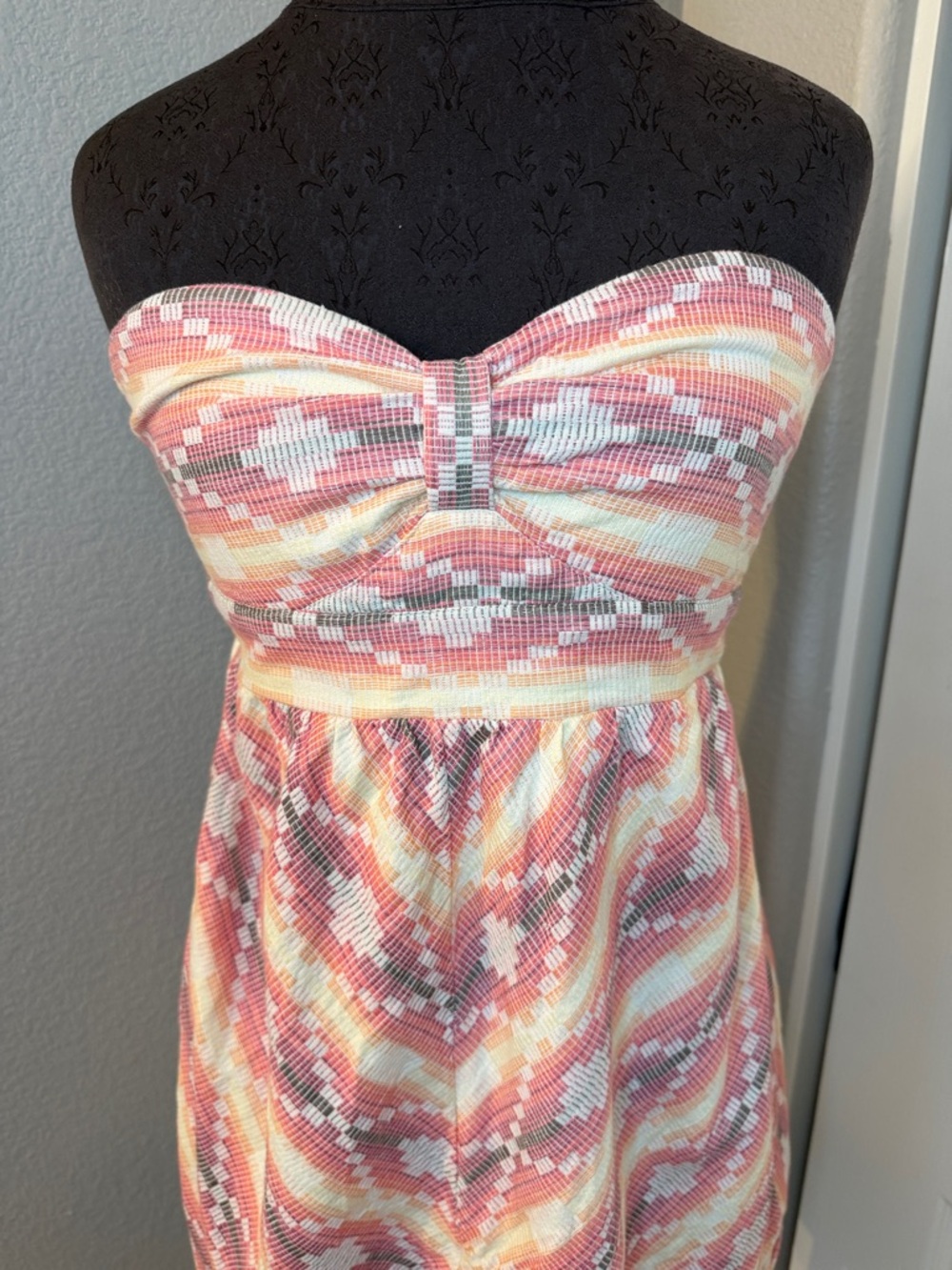 Roxy Strapless Multicolor Aztec Print Dress Size Large - Picture 3 of 12